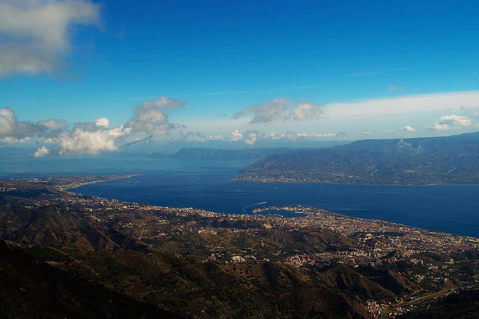 Reggio Central House Low Cost Per 4 Reggio Calabria Exterior foto