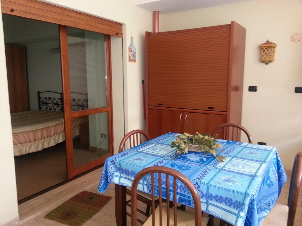 Reggio Central House Low Cost Per 4 Reggio Calabria Exterior foto