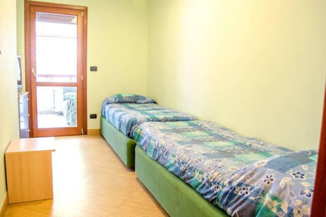 Reggio Central House Low Cost Per 4 Reggio Calabria Exterior foto
